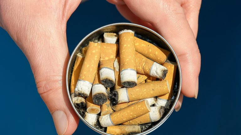 ЕС обсуждает запрет сигарет с фильтрами