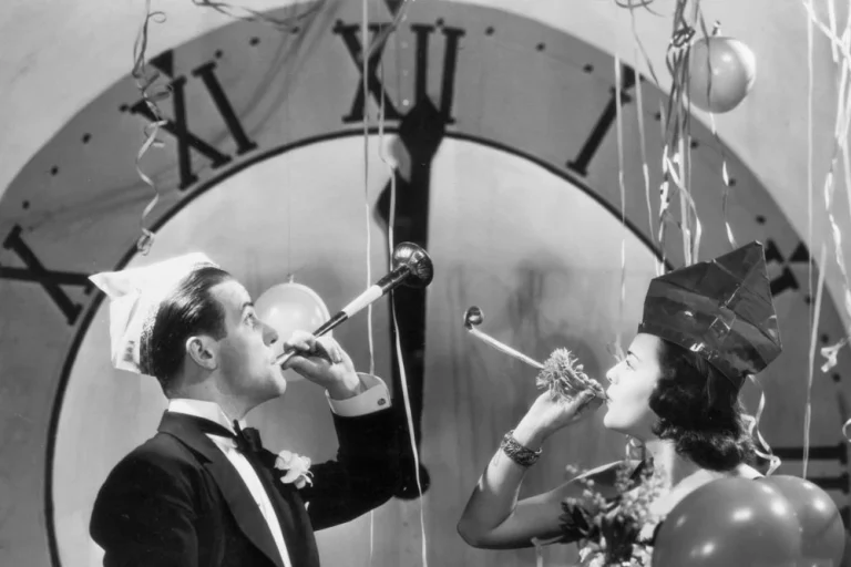 Когда звезды и листья шепчут в унисон: гороскоп на выходные 10-12 октября