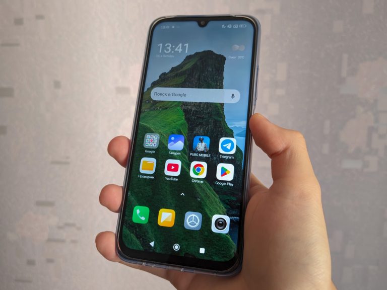 Латвийцы массово покидают соцсети: от чего устают пользователи (+опрос)