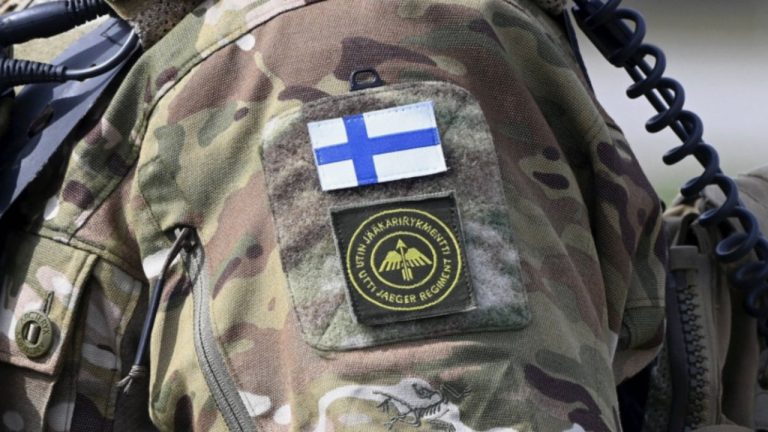 Минобороны Финляндии по ошибке раскрыло журналистам секретную информацию