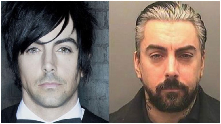 Экс-солиста известной британской группы убили в тюрьме