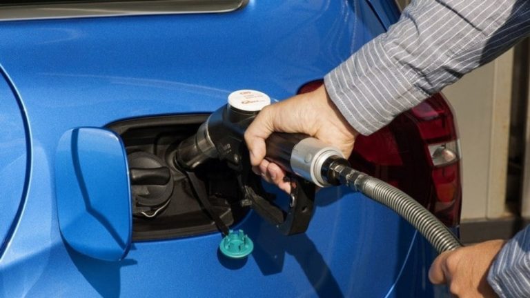 В Испании раскрыли «латвийский след» топливной мафии: 18 арестов, 14 разыскиваемых и 40 вовлечённых компаний