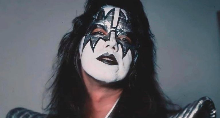 Умер гитарист и один из создателей группы KISS Пол Дэниел «Эйс» Фрейли