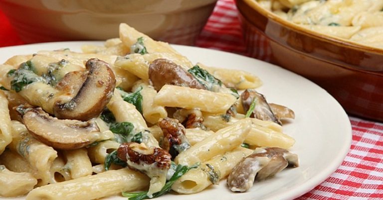 Макароны с кетчупом? Почему итальянцы в шоке от наших рецептов!