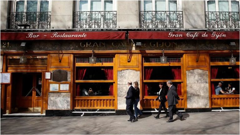 В Испании закрывается самое знаменитое кафе: за 137 лет в нём побывали Пикассо и Хемингуэй