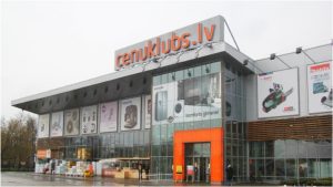 «Грядут большие перемены», заявил режиссер Херманис. И пошел в политику