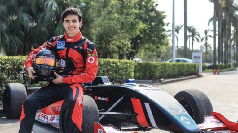 Испанский экс-пилот «Формулы-3» признался в убийстве своего отца