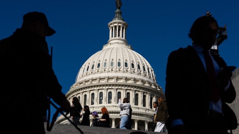 Шатдаун в США продолжается - Сенат снова не смог достичь соглашения