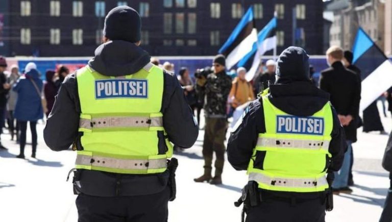 Двое граждан Латвии арестованы в Эстонии: полиция раскрыла серию краж на десятки тысяч евро