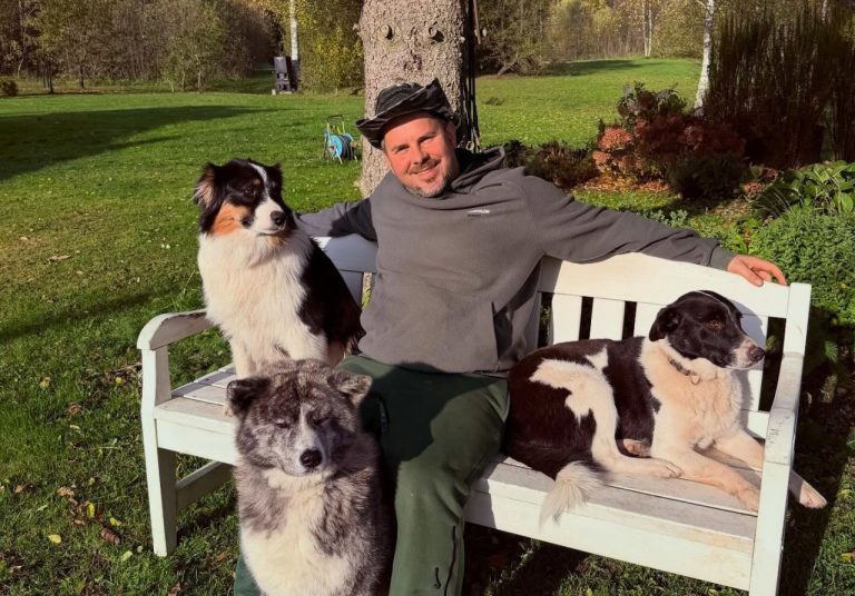 «Не стреляйте!» - пост Бусулиса о собаках вызвал жаркие дебаты в сети