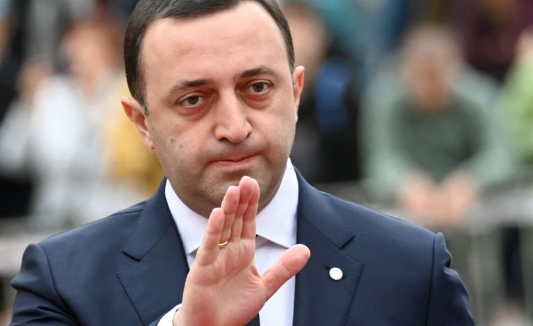 В Грузии предъявлено обвинение экс-премьеру Гарибашвили - в его квартире нашли $6,5 млн наличными