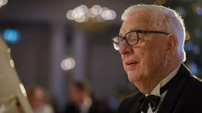 В декабре, в канун 90-летнего юбилея, состоится концерт «Раймонд Паулс. Времена года. Зима»