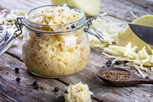 Как фэн-шуй может укрепить ваши отношения с партнёром? Особые предметы привлекают любовь, а вот от чего страсть убегает.