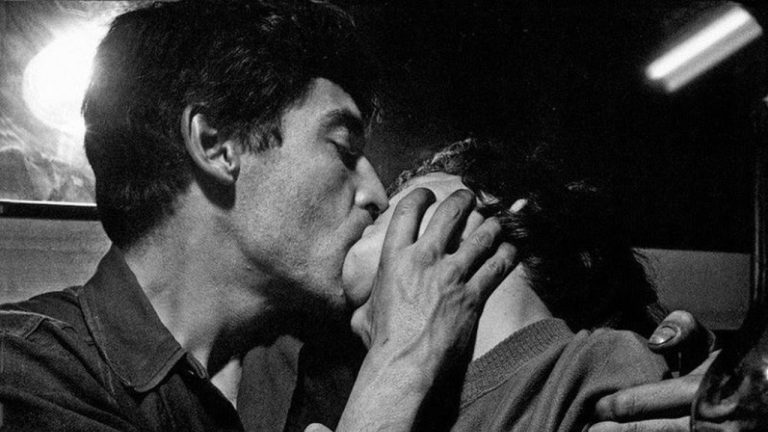 Ни вид, ни запах: что заставляет нас влюбляться с первого взгляда