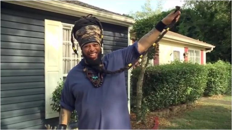 Американец отрастил самую длинную в мире бороду