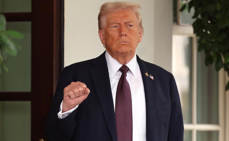 Трамп обрывает дипломатию с Венесуэлой на фоне эскалации ударов по наркотрафику