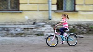 Дорожные работы в Риге затянутся до осени: список улиц и планы на 2026 год