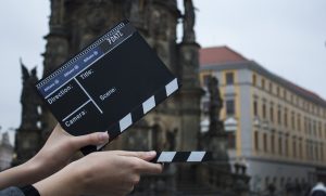 Кошки на картинах: Даугавпилс приглашает на уникальную выставку масляной живописи