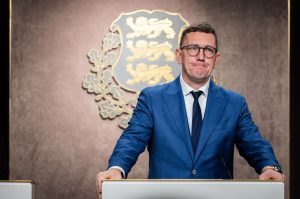 В США начались продажи Neo - первого коммерческого робота-компаньона