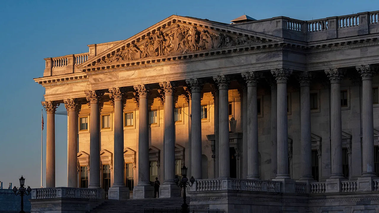 Сенат США нашёл компромисс, чтобы завершить рекордный шатдаун