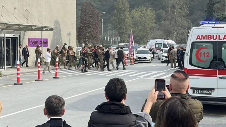 В Стамбуле произошло вооруженное нападение на телеканал