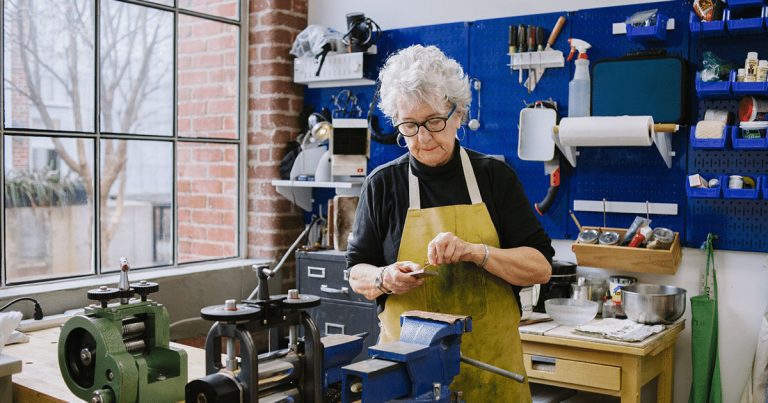 Эстония с 2028 года поднимает пенсионный возраст выше всех стран Балтии