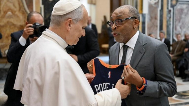 Папа Лев XIV встретился с голливудскими звёздами и призвал кинематограф «нести надежду»