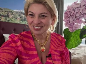 Прикольные картинки с надписями и кошка с обновками