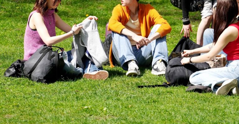 Молодёжь в Латвии всё реже попадает под суд - число осуждённых за восемь лет сократилось почти вдвое