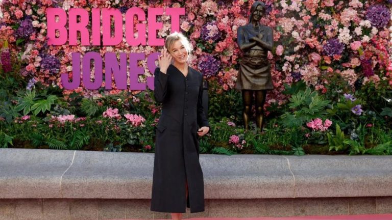 В Лондоне на Лестер-Сквер установили статую Бриджит Джонс