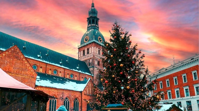 Рига названа самым дешевым европейским направлением для рождественских ярмарок