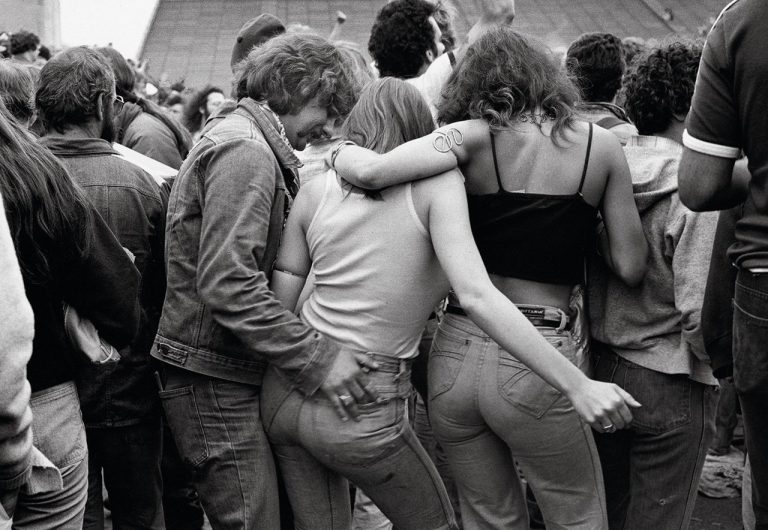 История без грима и пафоса: редкие архивные фотографии, которые возвращают нас в прошлое