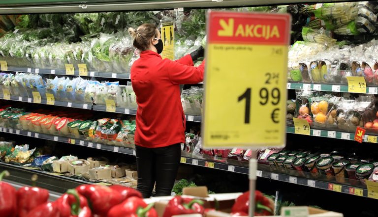 Латвийские магазины готовятся подключиться к системе ежедневного сравнения цен