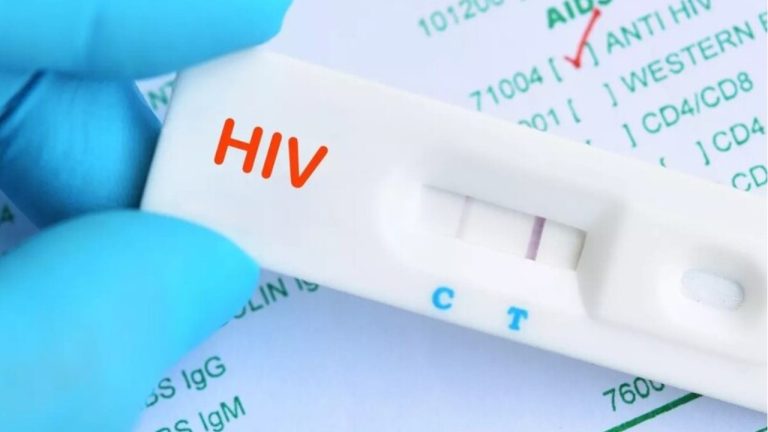 В Латвии призывают бесплатно пройти экспресс-тесты на ВИЧ, гепатиты B и C и сифилис