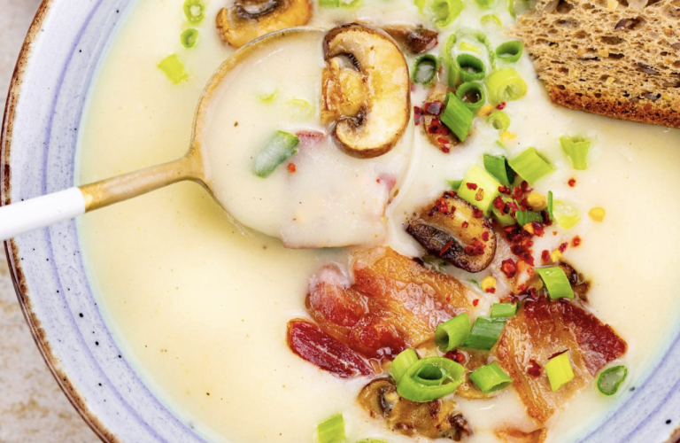 Нежный картофельный крем-суп, который покорит всех за столом