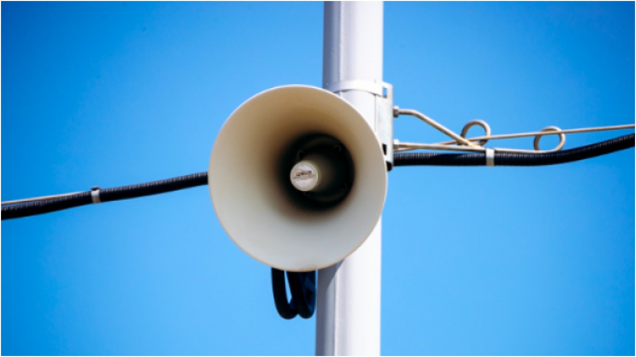 В Латвии пройдут испытания сирен и рассылки экстренных смс на телефоны