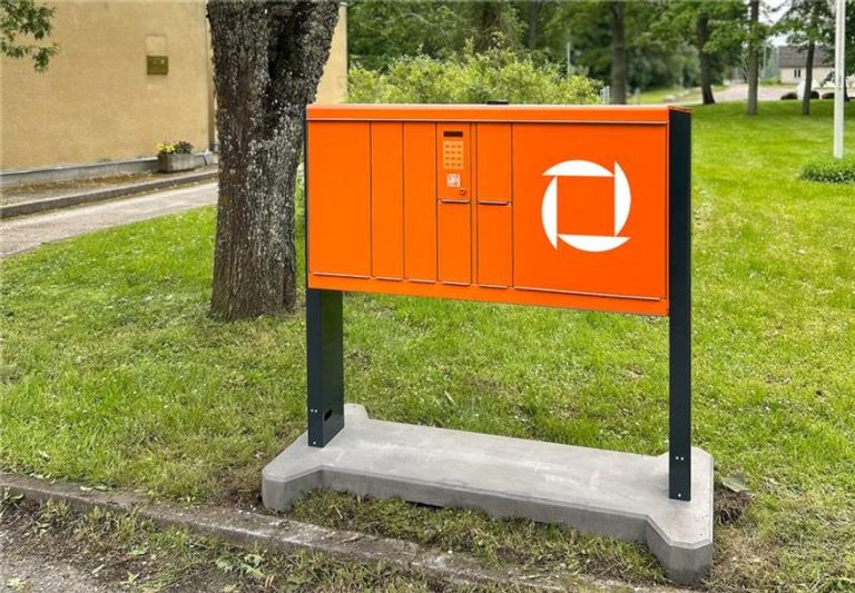 По пакомату в каждый двор: сеть автономных пакоматов обещает упростить жизнь жителям Латвии