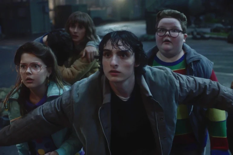 Финал «Очень странных дел» только что вышел. Первые оценки критиков