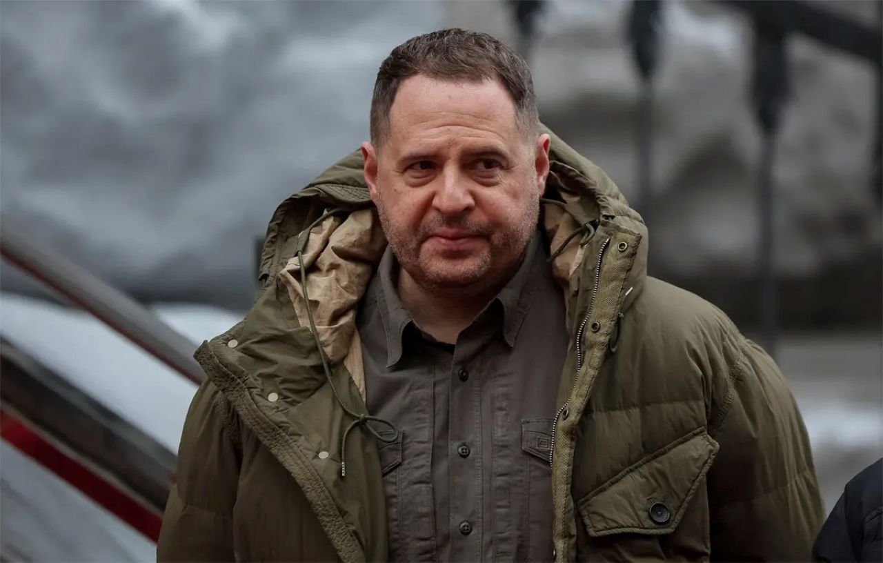 Перезагрузка Офиса президента Украины: Зеленский подписал отставку Ермака