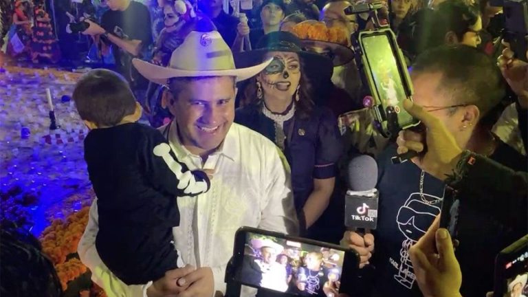 В Мексике убили мэра, выступавшего за борьбу с наркокартелями