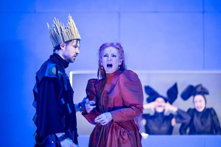 Стартовало зрительское голосование Spēlmaņu nakts: выбираем лучших артистов и спектакли