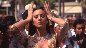 ✂️ 24 омолаживающих стрижки с прямым срезом для женщин 50+