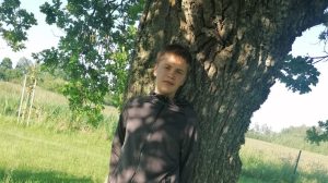 «Зеленая лампа»: 7-летнему Артему нужна помощь для оплаты курса реабилитации