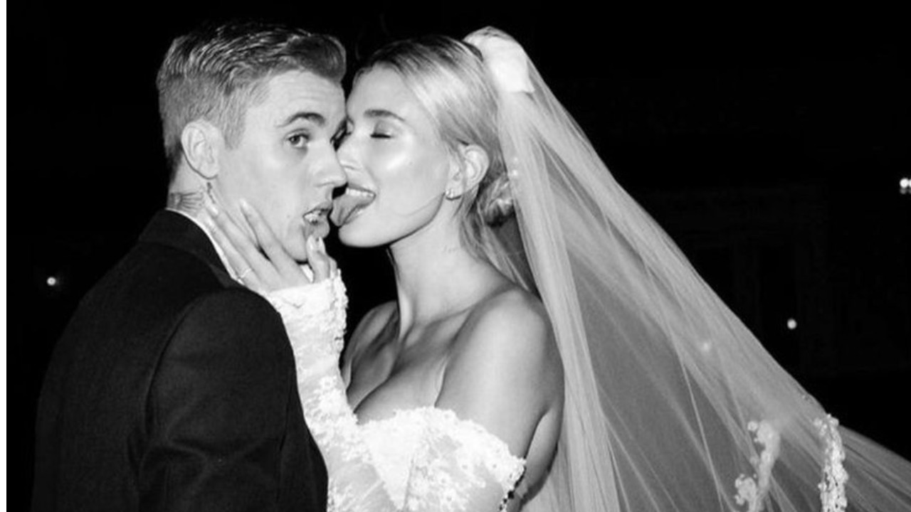 Любовный гороскоп на декабрь 2025 года: Близнецы - влюблены и растеряны, а Телец проходит через поворотную драму