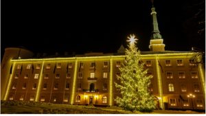 Новое в деле об упавшей в Даугаву машине: установлена личность погибшей женщины