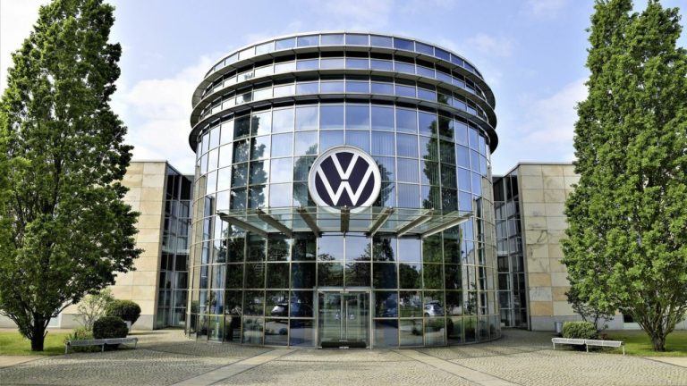 Volkswagen впервые в истории закрывает завод в Германии