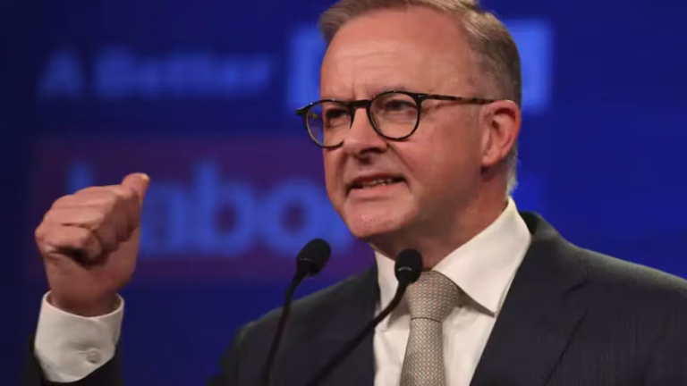 Австралия ужесточает меры против разжигания ненависти после трагедии на пляже Бонди