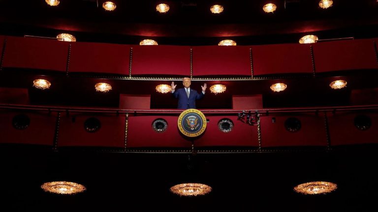 Кеннеди-центр переименуют в Трамп-Кеннеди-центр: дискуссии и буря возмущений