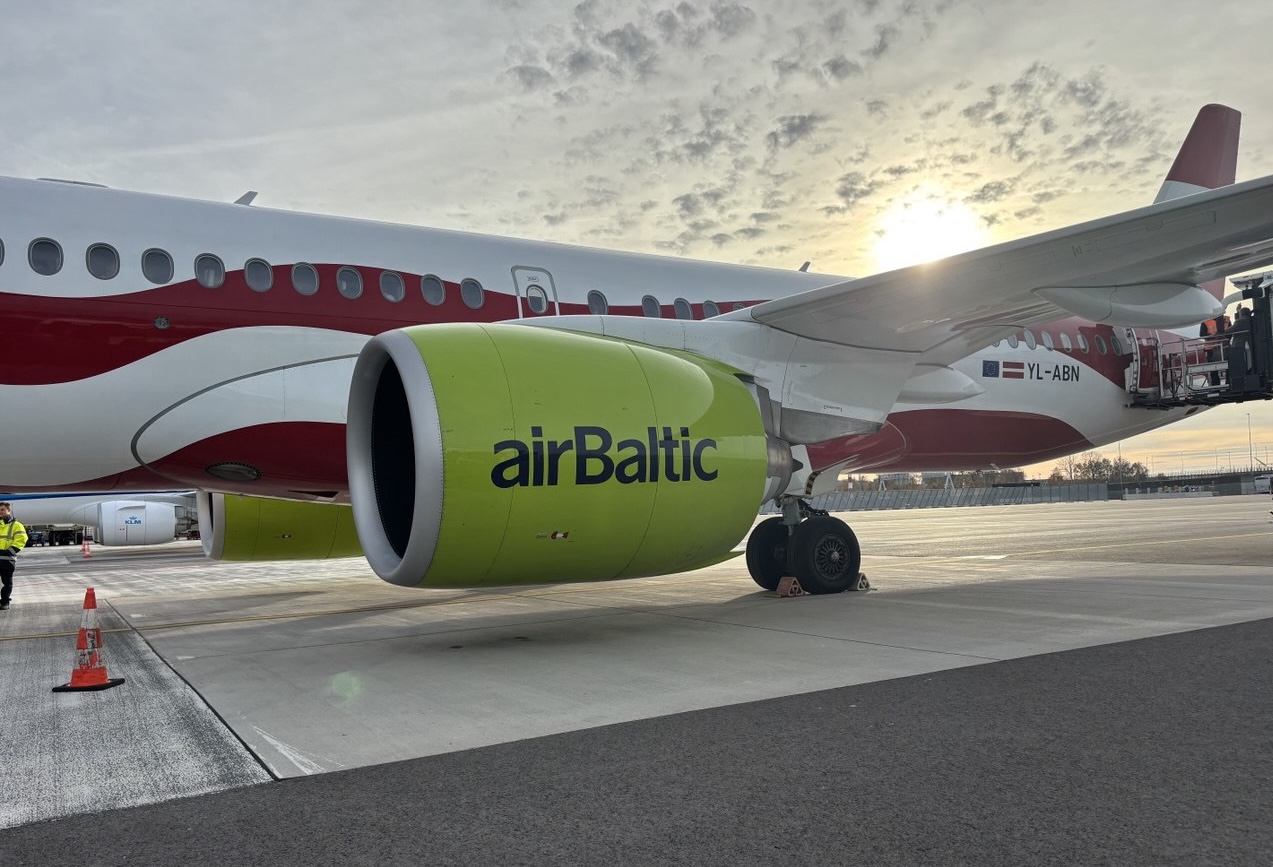 Рейтинг авиакомпании airBaltic снижен Fitch на фоне слабой рентабельности и высокого долга