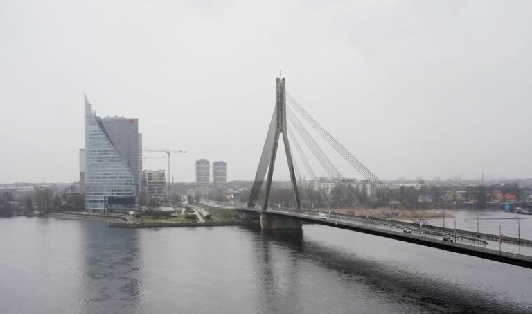 Вантовый мост отремонтируют за 69,8 млн евро - Рижская дума выбрала подрядчика для реконструкции